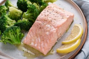 salmon and broccoli diet